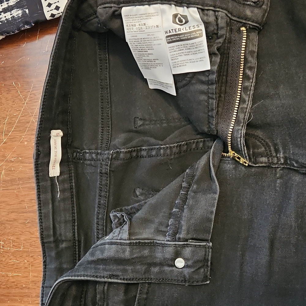 Levi Strauss black skinny jeans